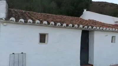 Rustic house in Almogía photo 2