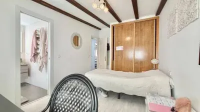 Apartment in Palacio photo 12