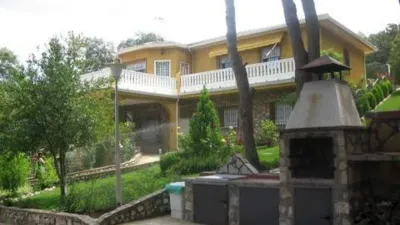 Chalet in Albalate de Zorita photo 4