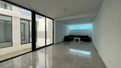 Chalet on Carrer Londres photo 16