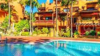 Apartment on Avenida Principe Salman, Alzambra Hills Club photo 3