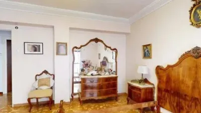 Apartment on Ricardo Codorniu Street photo 9