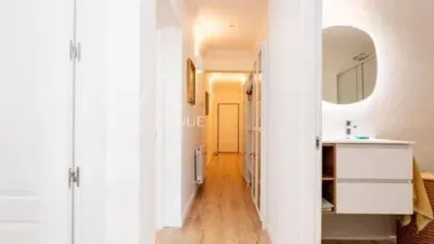 Apartment in the Salamanca District photo 18