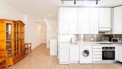 Apartment in Salamanca District photo 4