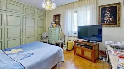 Apartment in Ensanches - Zabalguneak photo 7