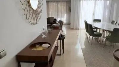 Apartment on Avenida Principe Salman, Alzambra Hills Club photo 17
