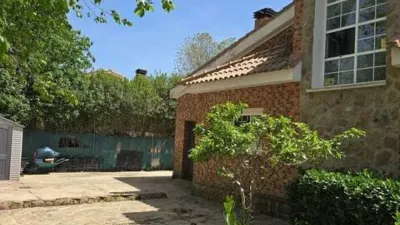 Chalet in Central Telefónica de Radio photo 6
