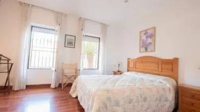 Apartment in Elcano-Los Bermejales photo 6