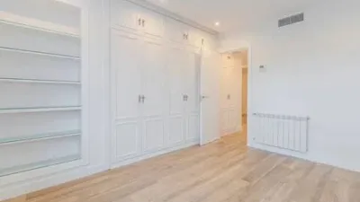 Apartment in Guindalera photo 14