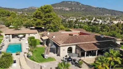 Rustic House on Carrer de Galatzó photo 9