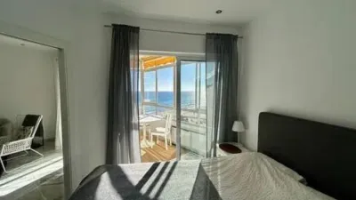 Apartment on the middle floor, Fuengirola, Costa del Sol. 2 bedrooms, 1 bathroom, built area 0 m². Location: first line of the beach, city, close to shops, close to the sea, complex 1st line of the beach. Orientation: east. Condition: excellent, recently renovated. Pool: community pool. Air conditioning: air conditioning. Views: sea. Features: covered terrace, private terrace. Kitchen: equipped. photo 6
