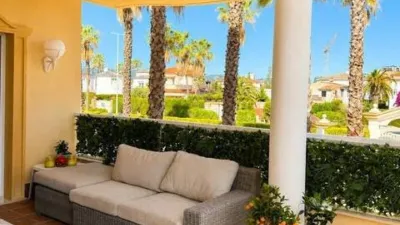 Apartment on Avenida de Oliva Nova photo 5
