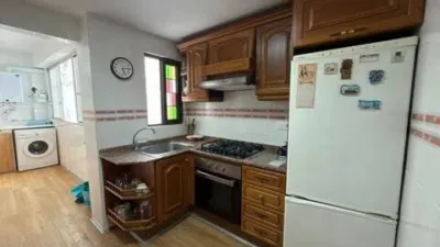 Apartment on Calle de Tomás de Villarroya photo 4