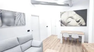 Apartment in Plaza de Santa Isabel photo 2