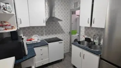 Apartment on Plaza de Las Flores Street, No Number photo 10
