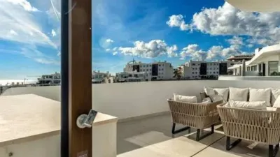 Penthouse on Calle 8 de Marzo, 5 photo 10