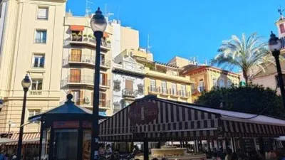 Apartment on Plaza de Las Flores Street, No Number photo 2