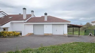 Chalet in La Manjoya-Parroquias Sur photo 20