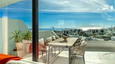 Penthouse on Calle 8 de Marzo, 5 photo 9