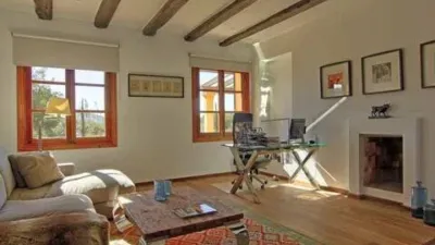 Chalet on Carrer Pontarró photo 5