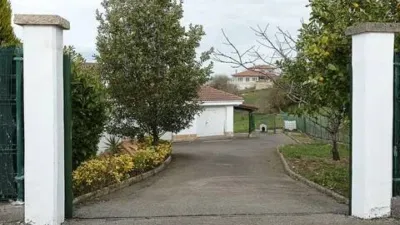 Chalet in La Manjoya-Parroquias Sur photo 15