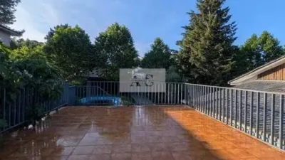 Chalet en Centro-Parque de La Manguilla photo 4