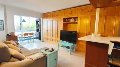 Apartment on Mesa del Mar Street photo 2