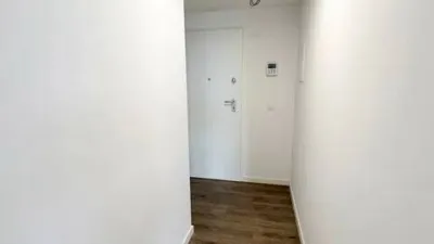 Piso en alquiler en Calle Colegio Virgen de la Milagrosa, Nueva Huca (Oviedo) de 1.300 €<span>/mes</span>
