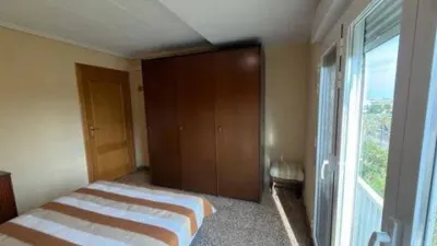 Apartment on Calle de Tomás de Villarroya photo 10