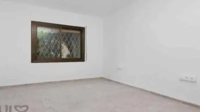 Apartment in Sant Boi de Llobregat photo 9