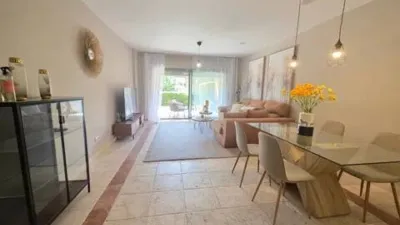Apartment in El Paraíso-Atalaya-Benamara photo 3