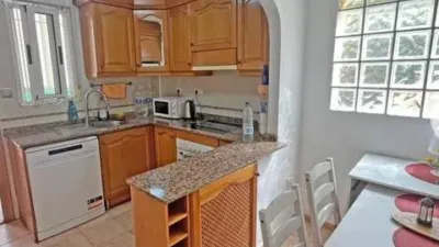 Apartment on Calle Los Altos de Guardamar, No Number photo 4
