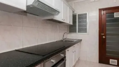 Apartment in Sant Boi de Llobregat photo 4