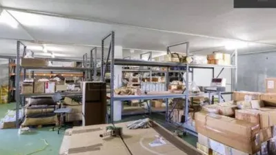 Local comercial en venta en Vimianzo - Más