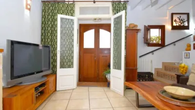 Chalet on Carrer d'Antoni Maura photo 2
