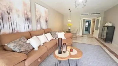 Apartment in El Paraíso-Atalaya-Benamara photo 11