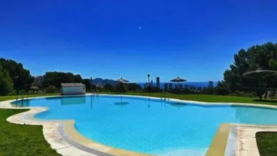 Chalet in Golf Bahia Urbanization photo 2