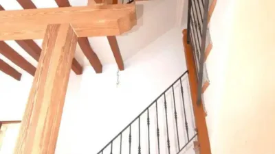 Chalet on Carrer de Joan Mieres photo 10