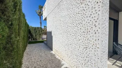 Chalet on Avenida Antonio Pedrera Soler photo 37