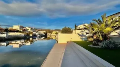 Chalet in Empuriabrava photo 9