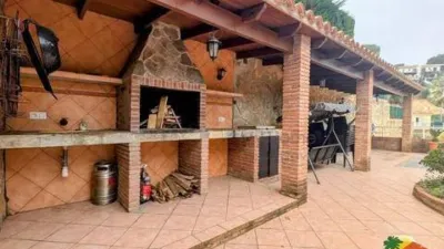 Chalet on Avinguda de Martínez Bernal photo 28