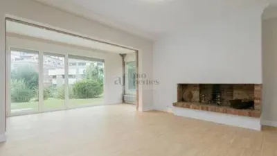 Chalet en Praza España-Zona Corte Inglés photo 4