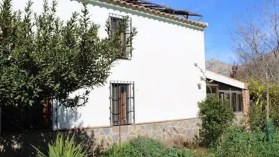 Chalet in El Burgo photo 8