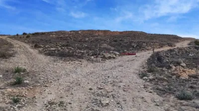 Terreno en venta en Carrús Este-Camí Dels Magros - Más