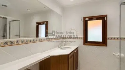 Chalet en Carrer de Santiago Rossinyol photo 12