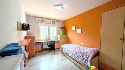 Chalet on Calle Lluisa Usall i Bosch No Number photo 19