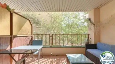 Apartment on Carrer del Puig Rom photo 2