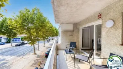 Flat on Carrer Port Emporda, 14 photo 2