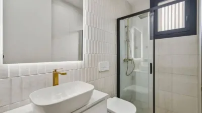 Chalet on N-A Street, -1 photo 25