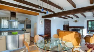 Chalet on Carrer d'Erentale photo 11